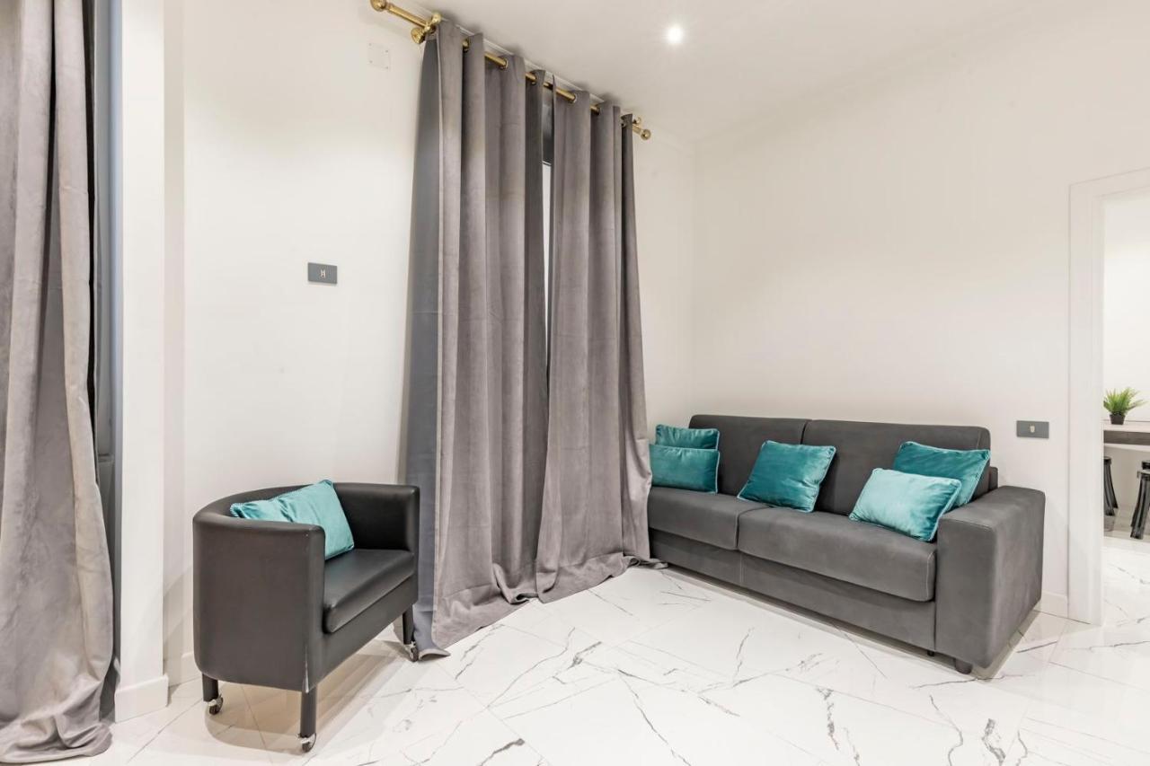 Trevi Luxury Apartment Jacuzzi Рим Экстерьер фото