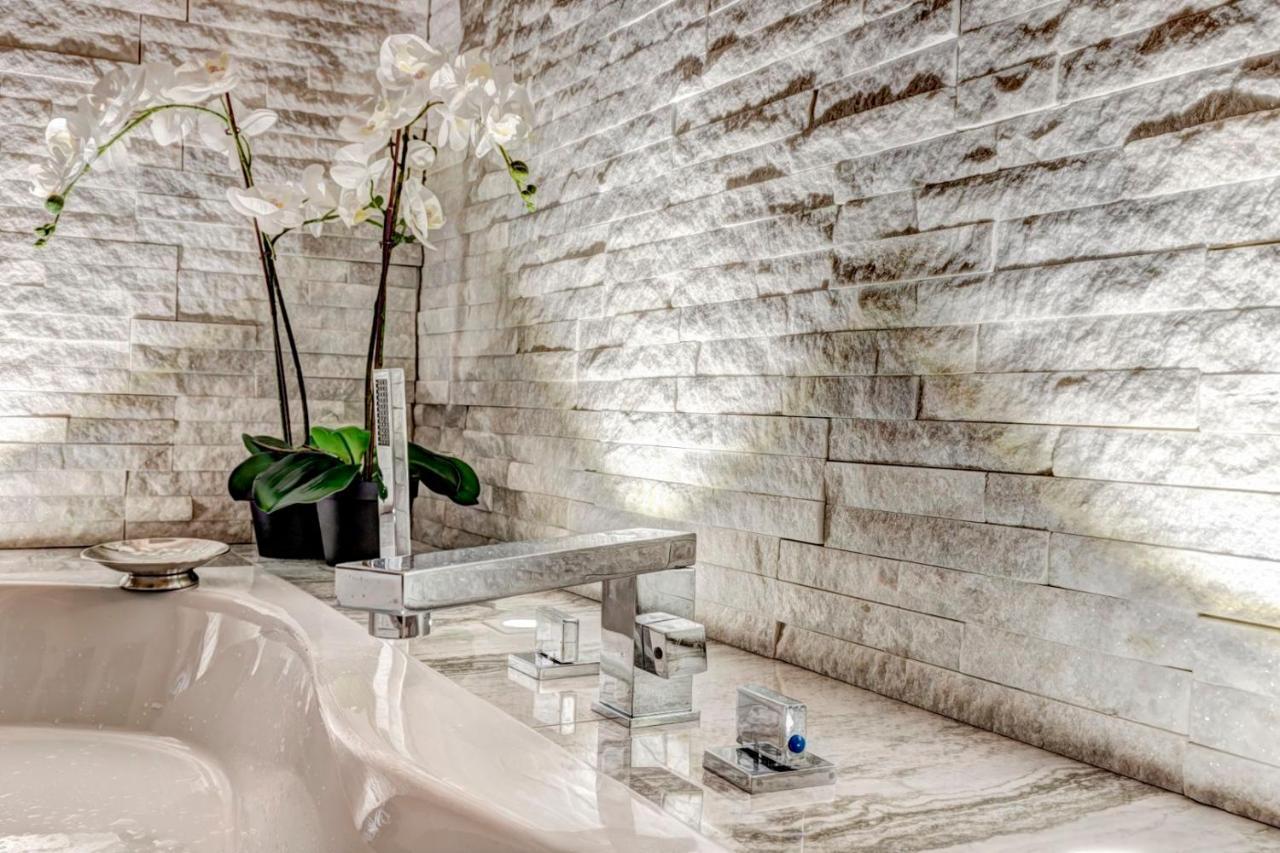 Trevi Luxury Apartment Jacuzzi Рим Экстерьер фото