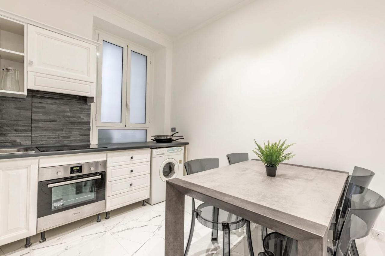 Trevi Luxury Apartment Jacuzzi Рим Экстерьер фото