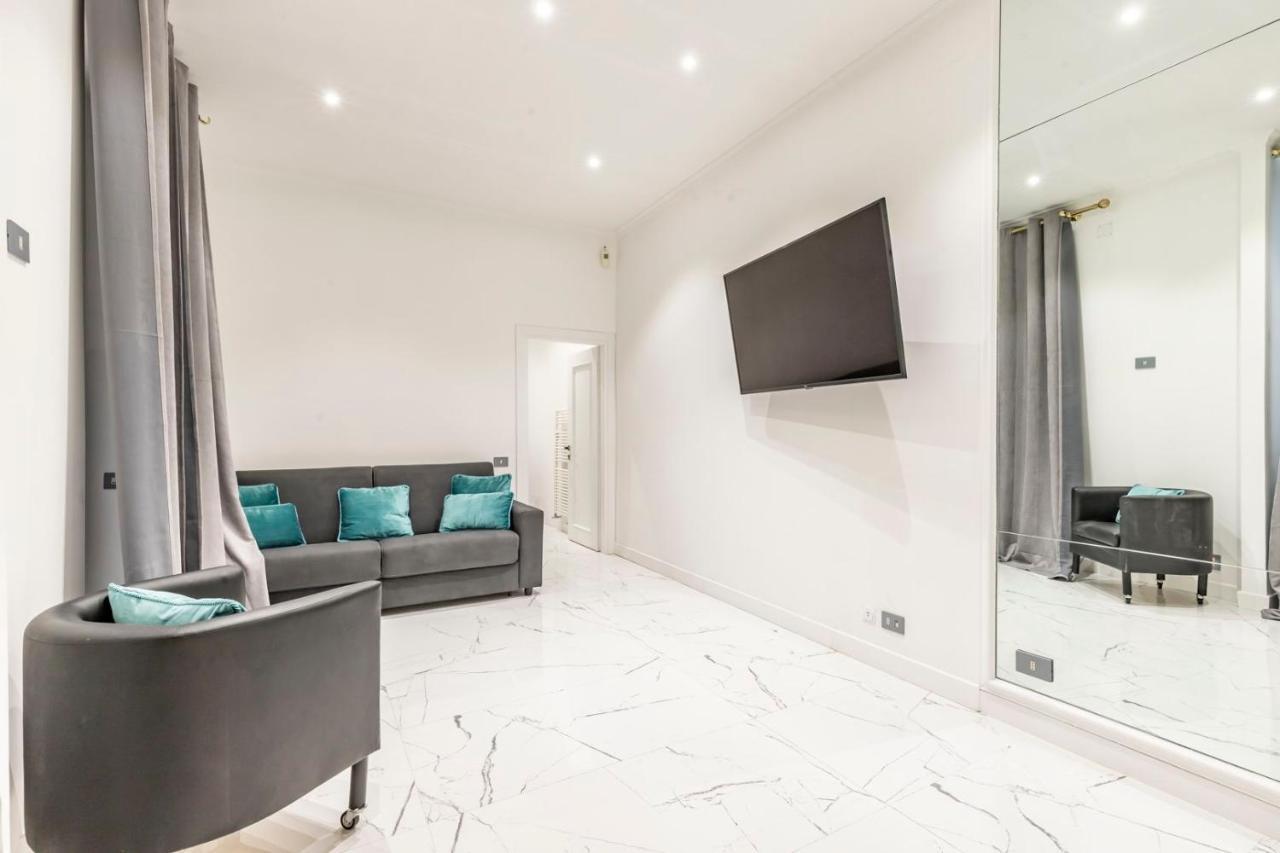 Trevi Luxury Apartment Jacuzzi Рим Экстерьер фото